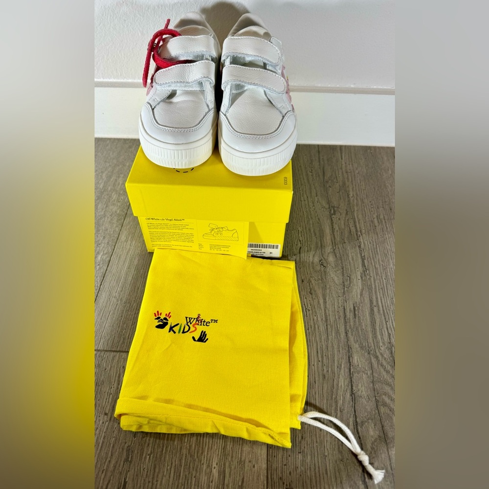 Off White Velcro Vulcanized Size: 31